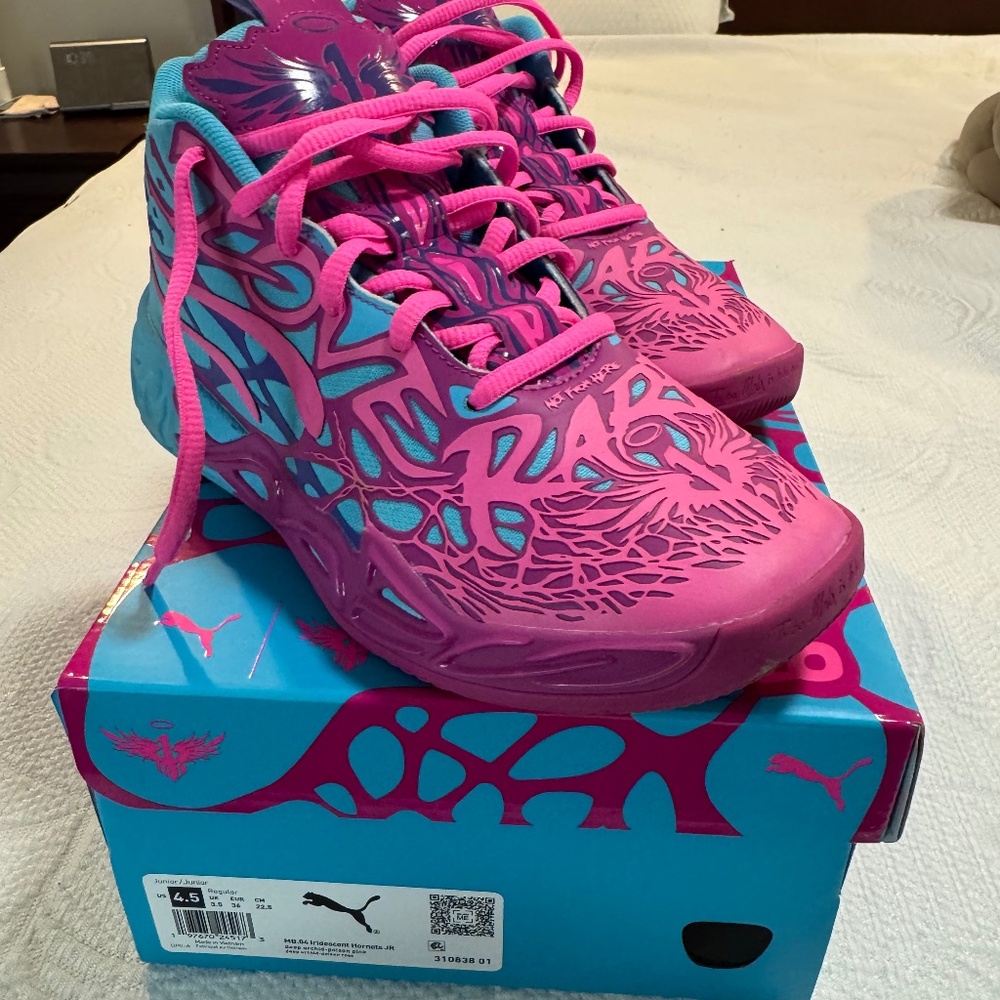 PUMA x LAMELO BALL MB.04 Size 4.5 Basketball Shoes